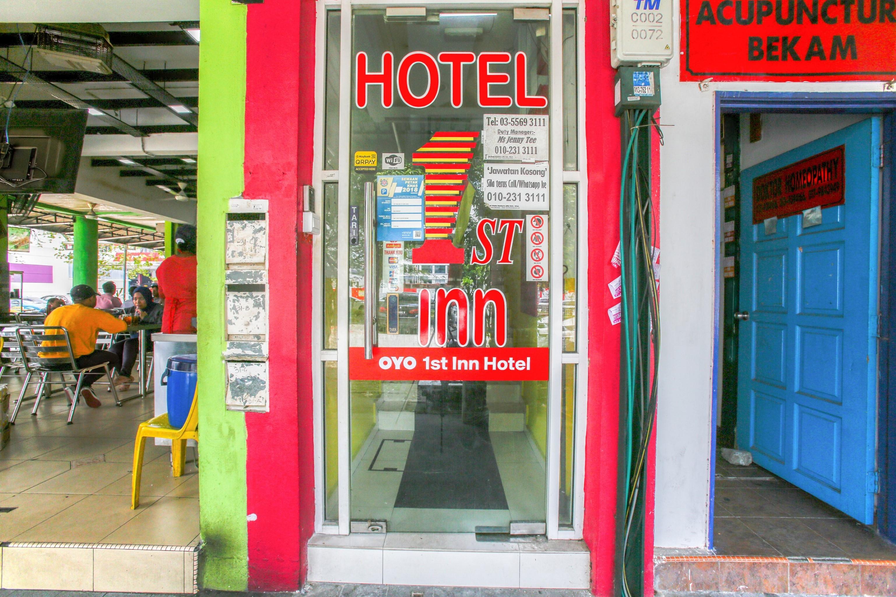 Oyo 89738 1St Inn Hotel Glenmarie Shah Alam Exterior photo